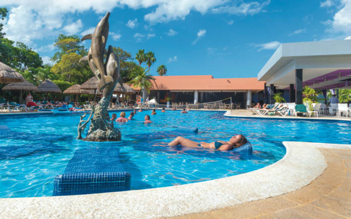 Ficha Tecnica Hotel RIU Lupita